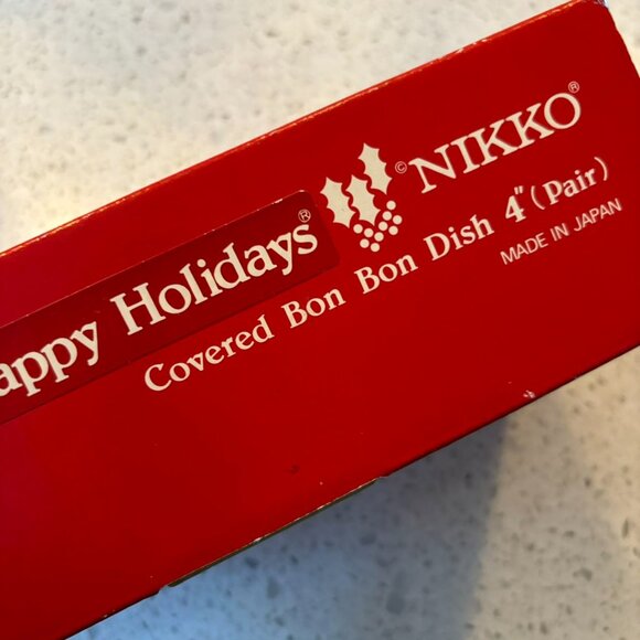 Nikko Christmastime Pair of Covered Bon Bon Dishes Trinket 4" VTG Tree Japan - Picture 6 of 6